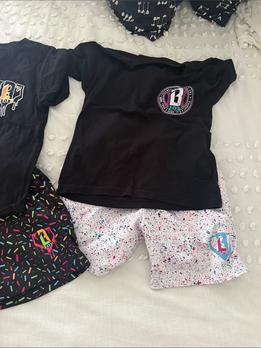 Lot of Black Graphic Tee Shirts with Colorful Shorts - Picture 4 of 4